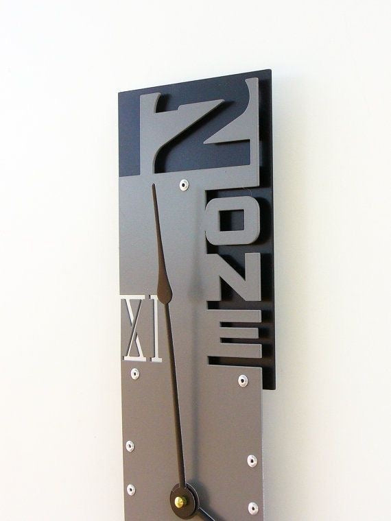 Modern Rectangular Wall Clock with Bold Numerals and Contemporary Design – Perfect for Minimalist Home Decor