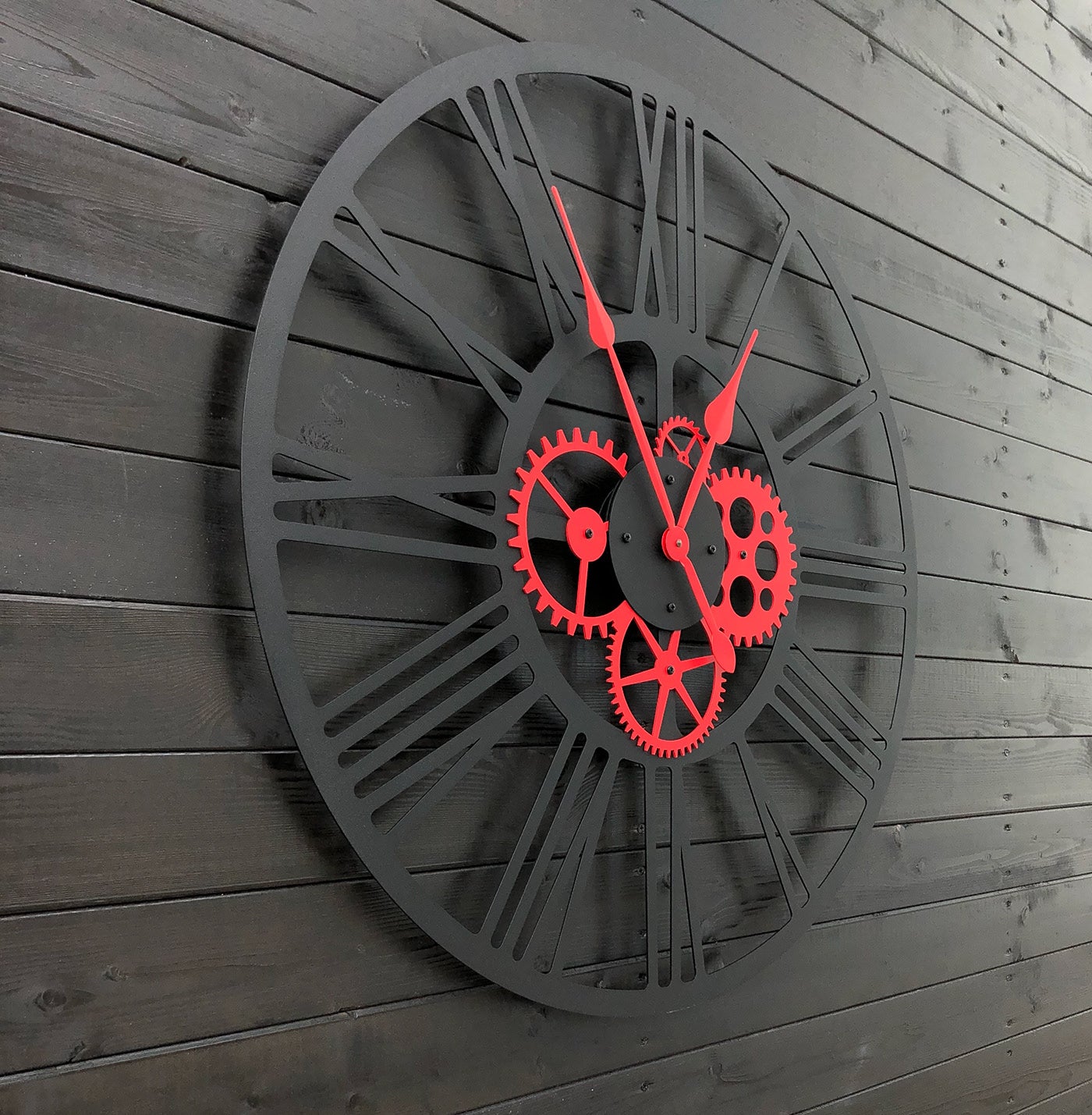 Stylish Industrial Gear Wall Clocks with Roman Numerals — Modern Designs in Orange, Blue, Yellow, and Red for Home Decor