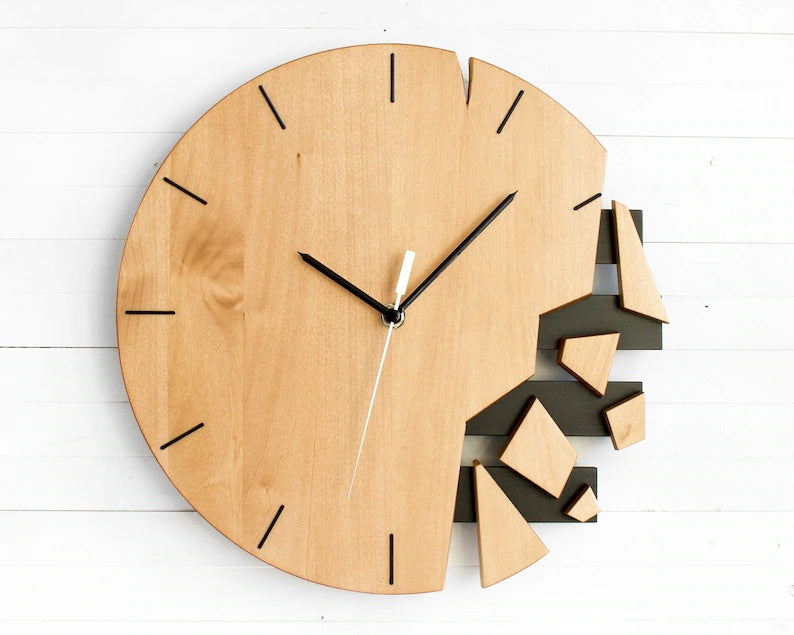 Abstract Broken Design Wooden Wall Clock | Modern Minimalist Decorative Timepiece