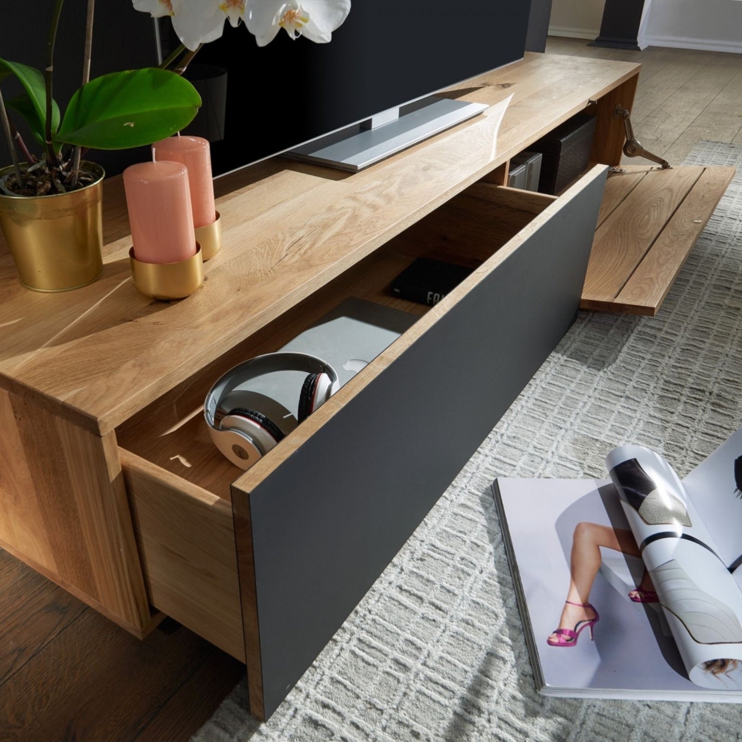 (Exclusive) - Modern Teakwood TV Cabinet with Matte Black Accents - Sleek Media Console for Contemporary Living Rooms