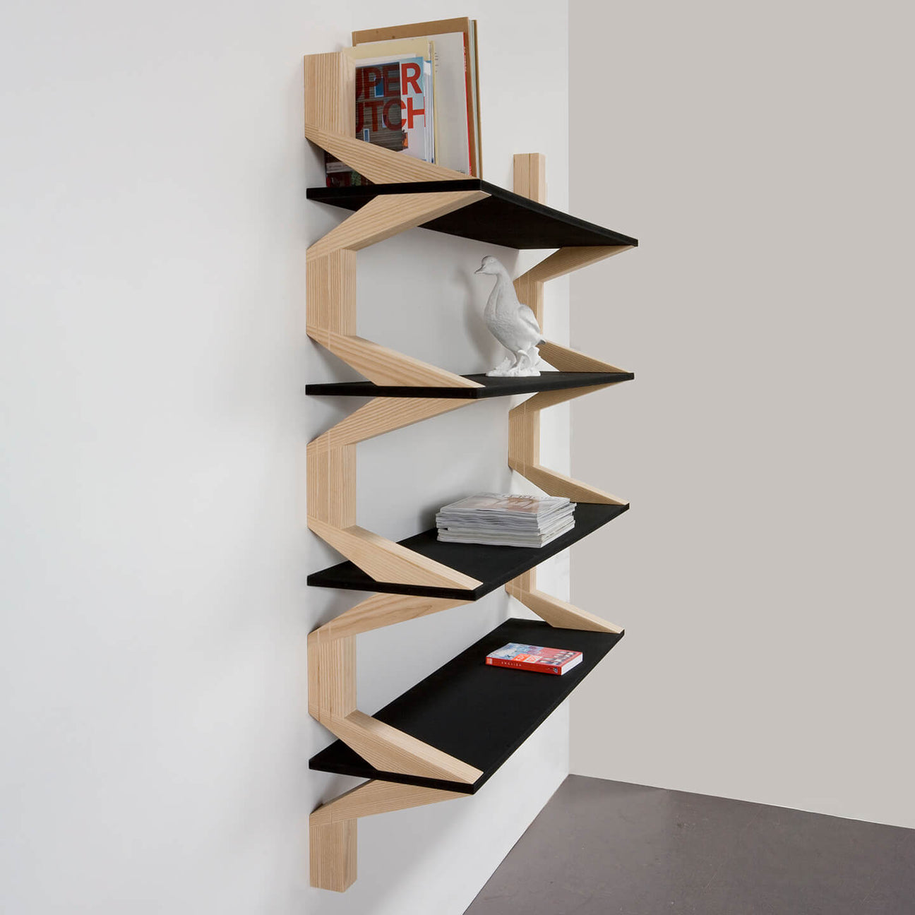 Modern Design Geometric Wall Bookshelf – Stylish Floating Shelves for a Contemporary Space