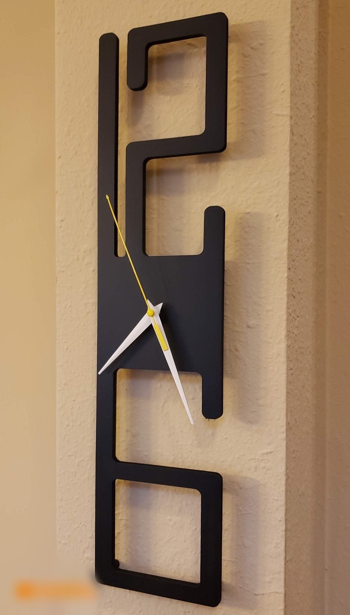 Simplistic Design Wall Clock (Black)