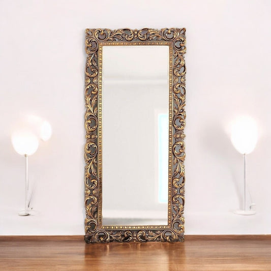 Rectangular Wall Mirror - Lavish Gold Frame A Sense of Antique Luxury And Timeless Elegance.