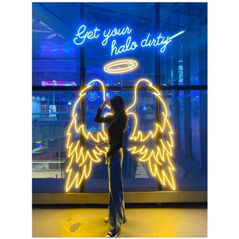 Angel Wings Neon Signs With Text And Ring – Squaro